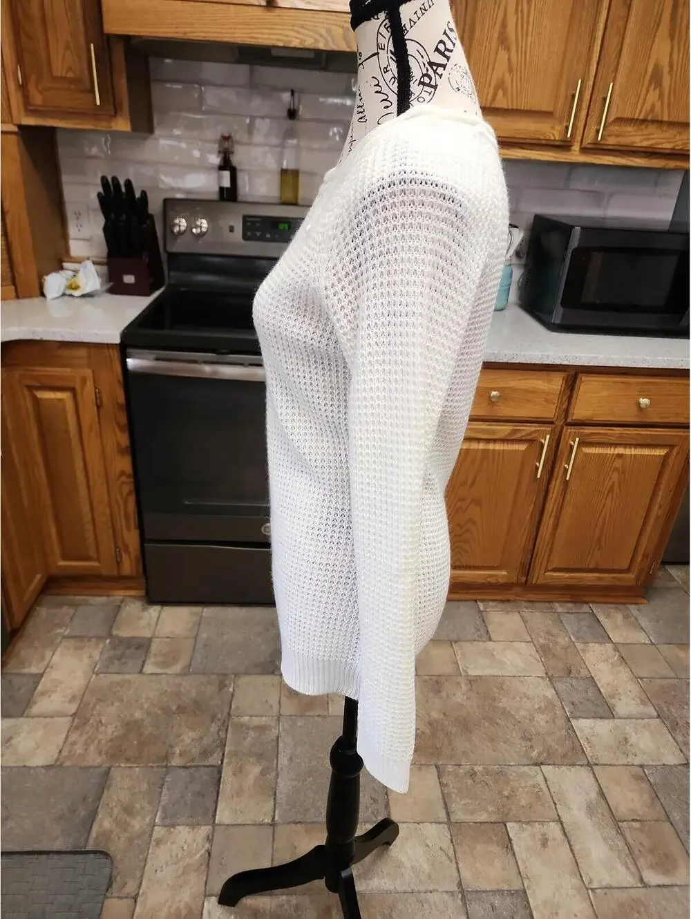 Sweater - Picture 2 of 8